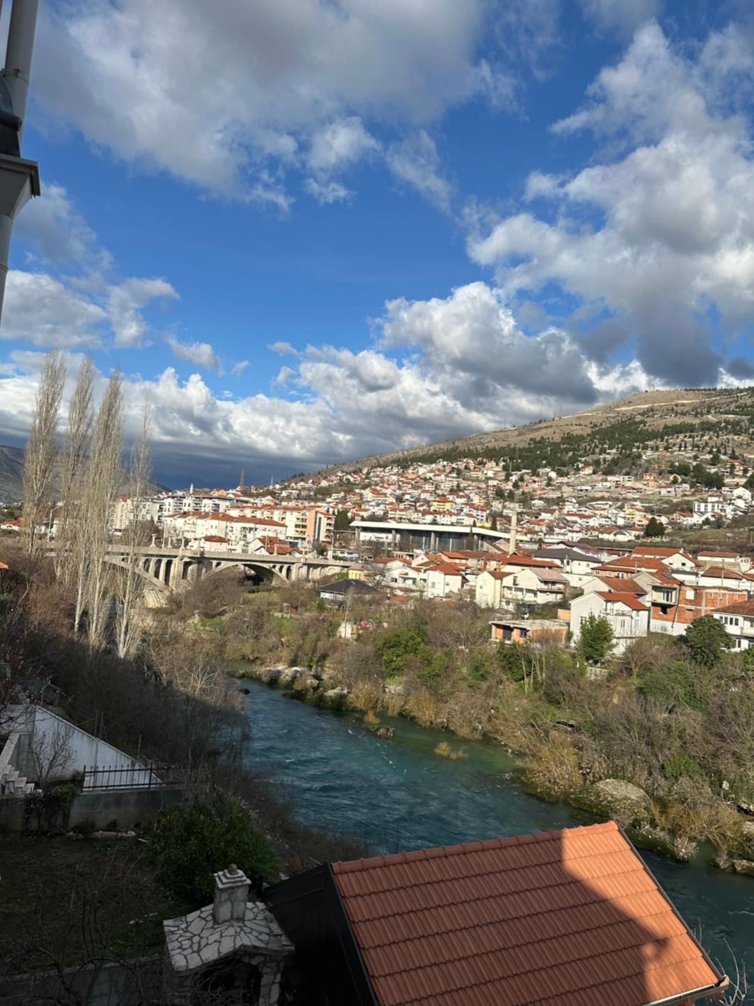 Apartment Collina Mostar Esterno foto