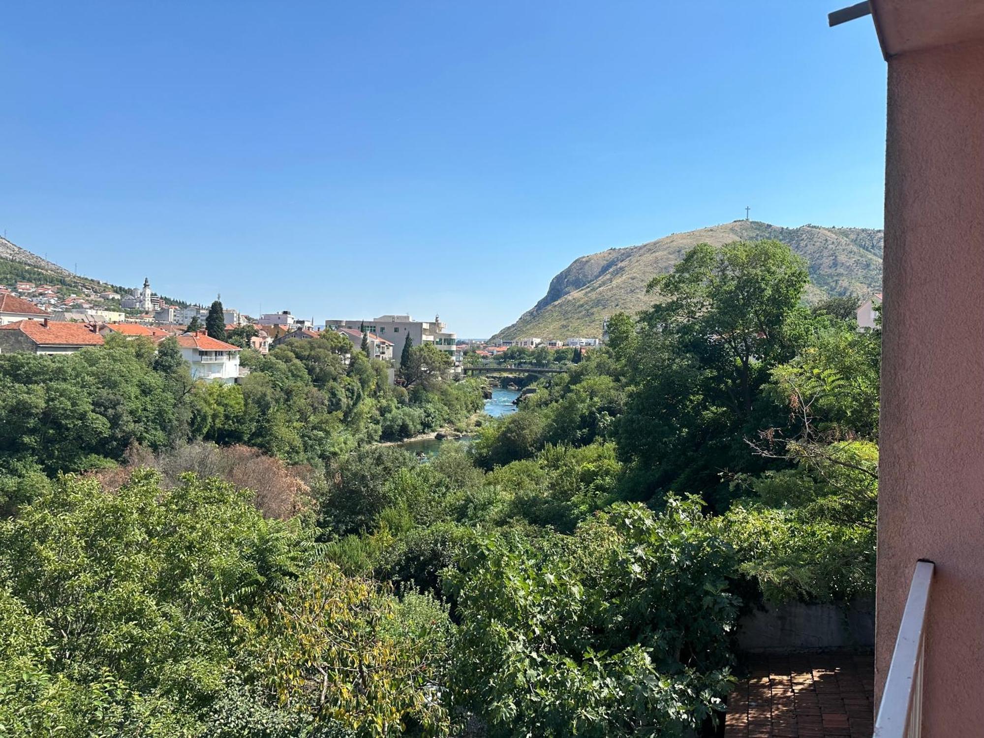 Apartment Collina Mostar Esterno foto