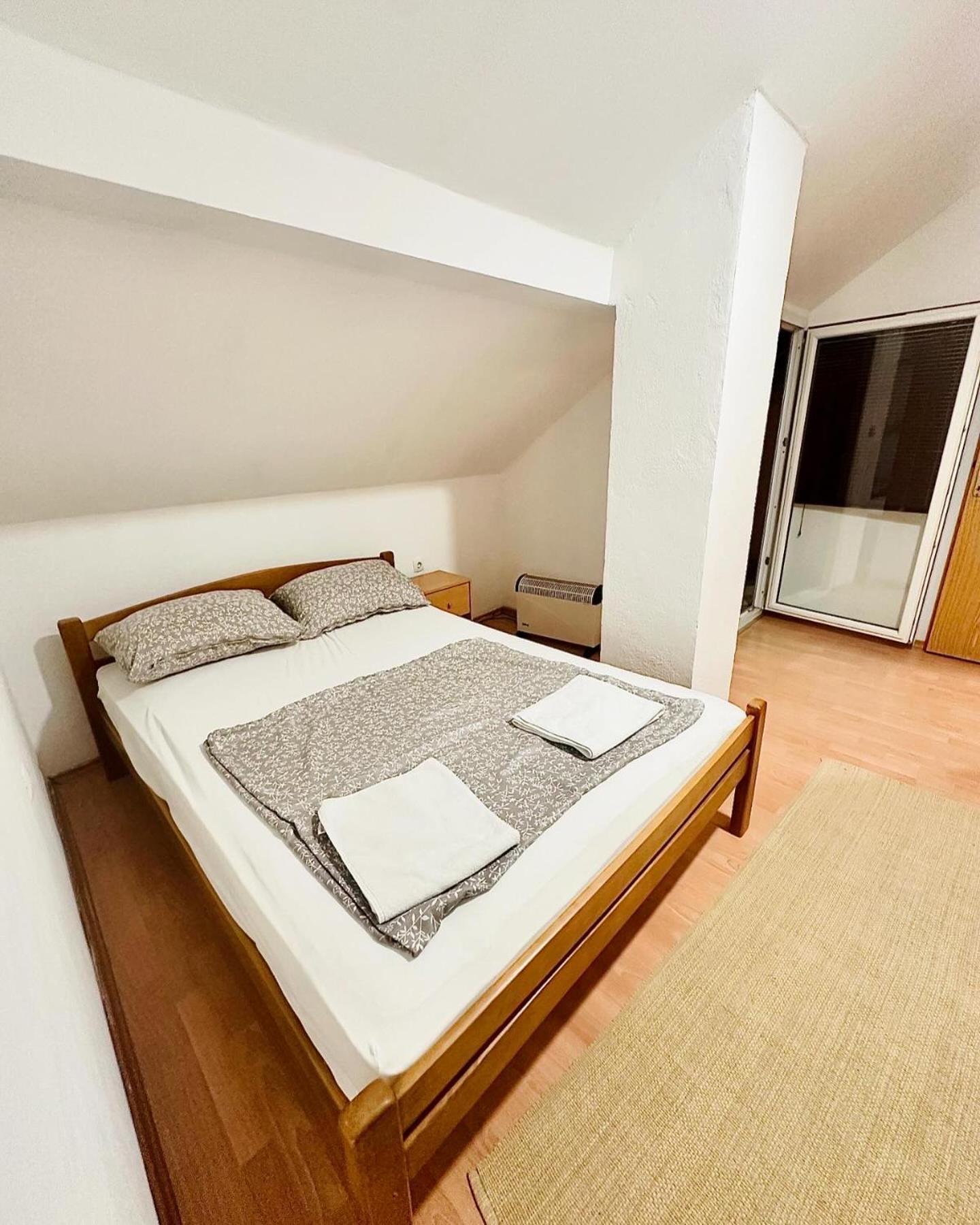Apartment Collina Mostar Esterno foto