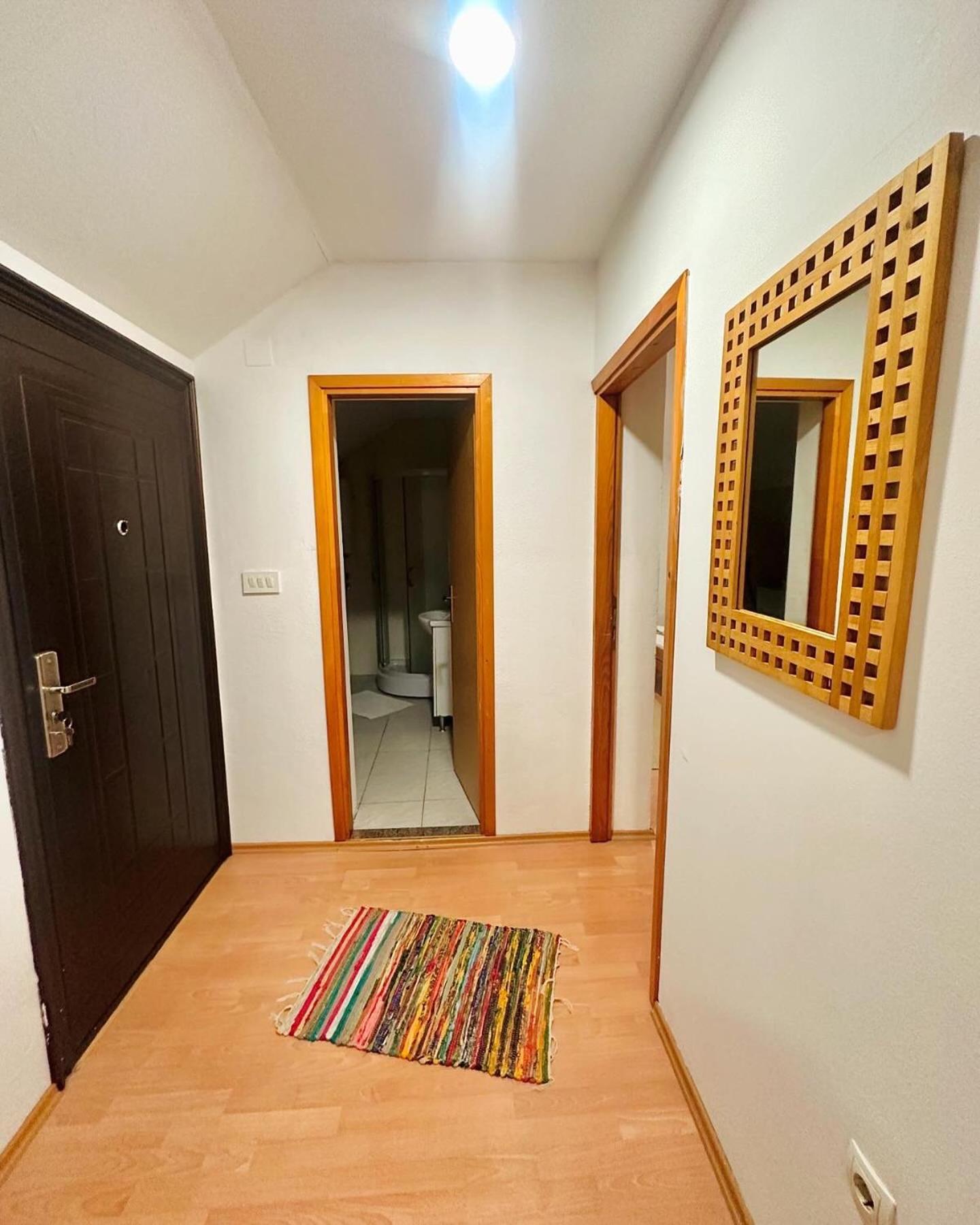 Apartment Collina Mostar Esterno foto